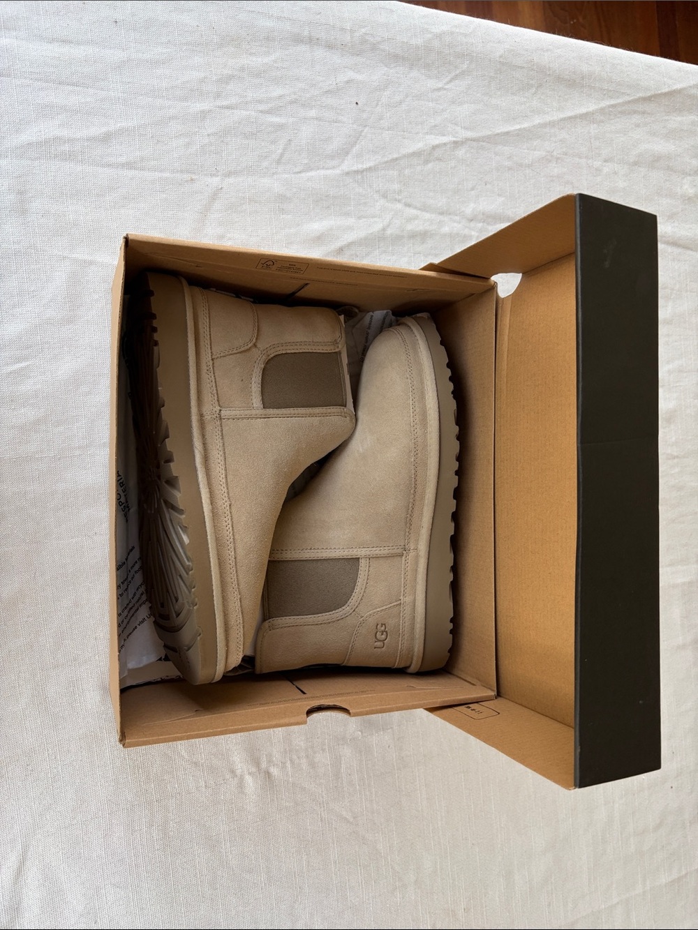 UGG Men’s Chukka Boots